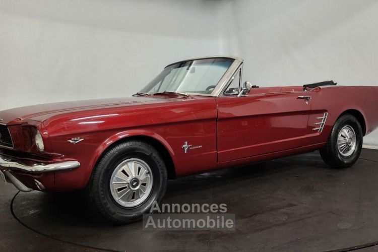 Ford Mustang cabriolet - <small></small> 33.900 € <small>TTC</small> - #2