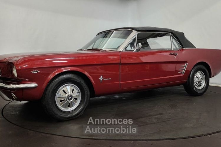 Ford Mustang cabriolet - <small></small> 33.900 € <small>TTC</small> - #15