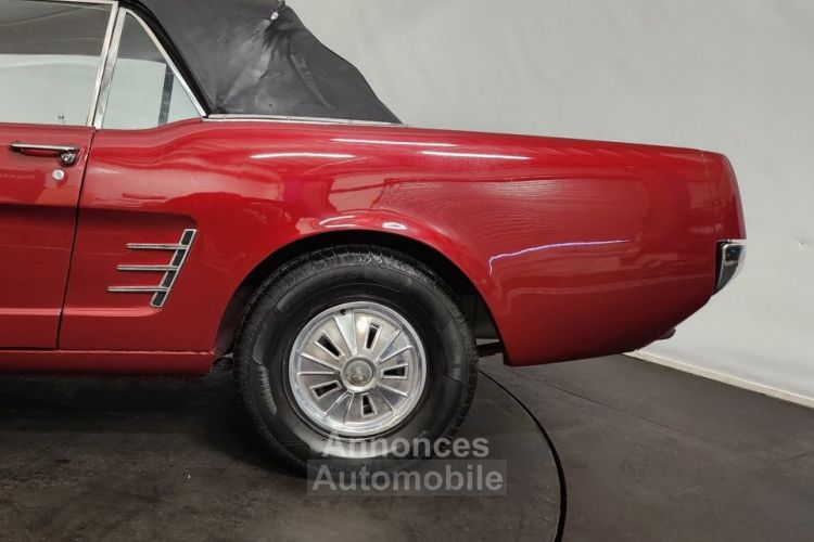 Ford Mustang cabriolet - <small></small> 33.900 € <small>TTC</small> - #19