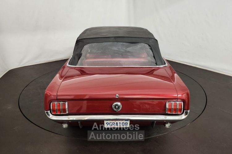 Ford Mustang cabriolet - <small></small> 33.900 € <small>TTC</small> - #22