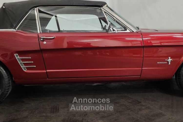 Ford Mustang cabriolet - <small></small> 33.900 € <small>TTC</small> - #26