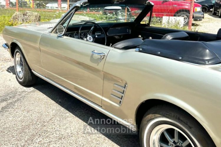 Ford Mustang CABRIOLET 1966 - <small></small> 29.200 € <small>TTC</small> - #4