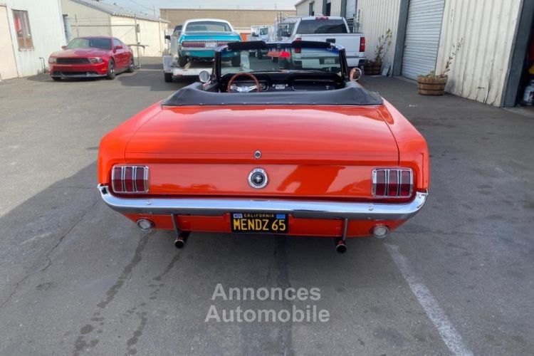 Ford Mustang CABRIOLET 289 CI V8 POPY RED 1965 - <small></small> 49.900 € <small>TTC</small> - #5