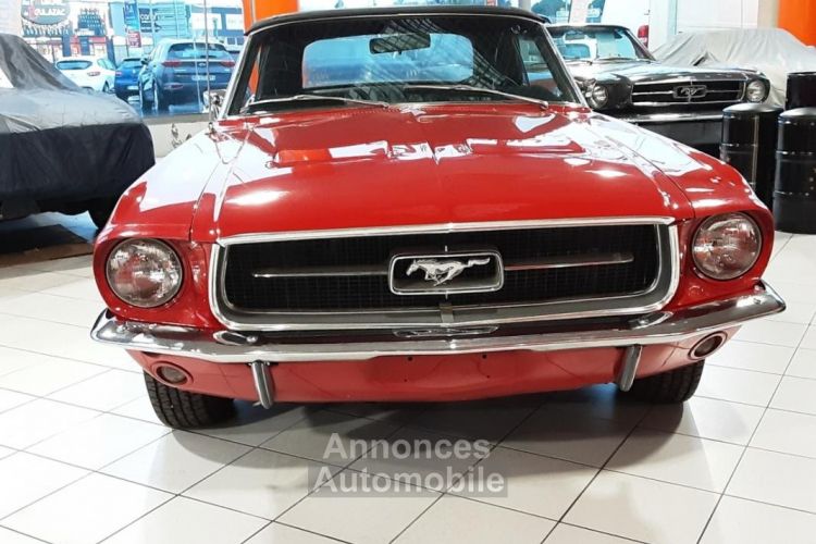 Ford Mustang CABRIOLET 289 ci V8 RED 67 INT NOIR - <small></small> 51.900 € <small>TTC</small> - #15