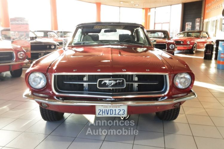 Ford Mustang CABRIOLET CODE A 1967 ROUGE V8 - <small></small> 51.900 € <small>TTC</small> - #2