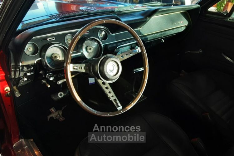 Ford Mustang CABRIOLET CODE A 1967 ROUGE V8 - <small></small> 51.900 € <small>TTC</small> - #25