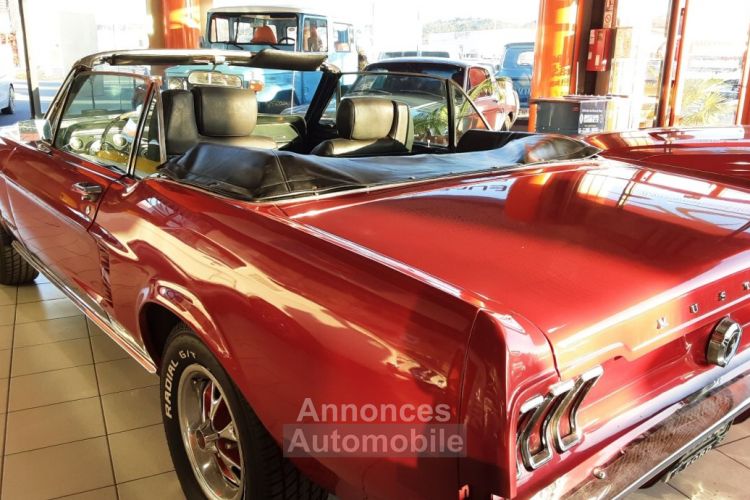 Ford Mustang CABRIOLET CODE A 1967 ROUGE V8 - <small></small> 51.900 € <small>TTC</small> - #28