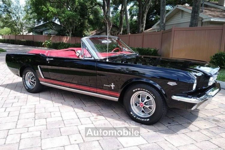 Ford Mustang convertible  - <small></small> 72.000 € <small>TTC</small> - #1