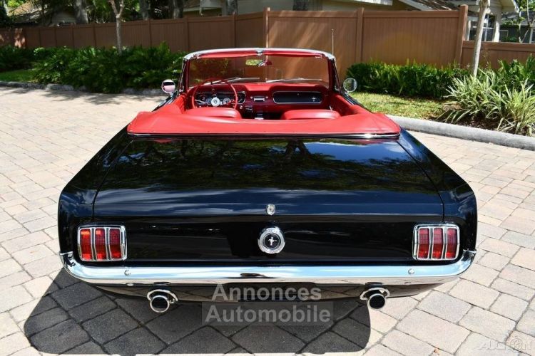 Ford Mustang convertible  - <small></small> 72.000 € <small>TTC</small> - #8