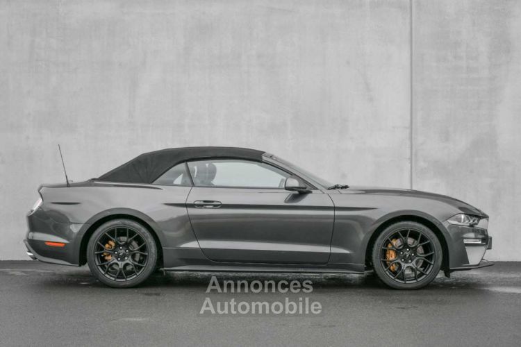 Ford Mustang Convertible 2.3 - LEDER - FULL LED - CARPLAY - CAMERA - - <small></small> 38.990 € <small>TTC</small> - #6