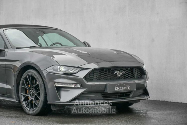 Ford Mustang Convertible 2.3 - LEDER - FULL LED - CARPLAY - CAMERA - - <small></small> 38.990 € <small>TTC</small> - #8