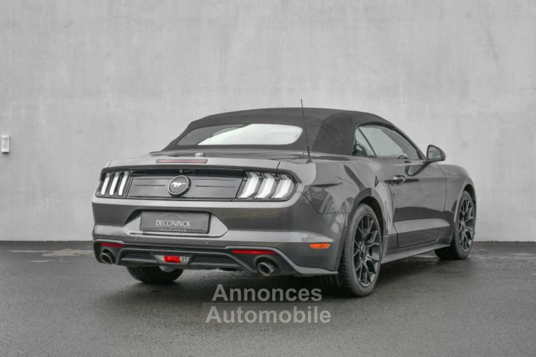 Ford Mustang Convertible 2.3 - LEDER - FULL LED - CARPLAY - CAMERA - - <small></small> 38.990 € <small>TTC</small> - #9