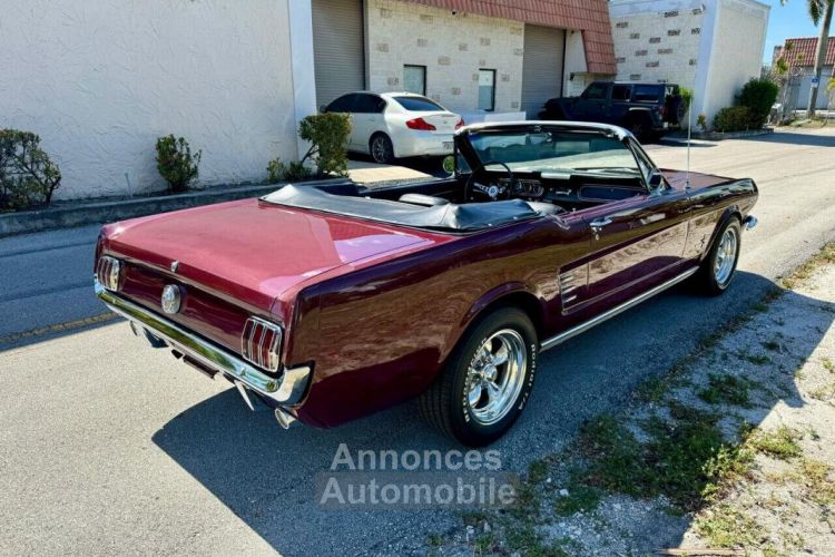 Ford Mustang Convertible 289cu 4.7L V8 - <small></small> 44.290 € <small>TTC</small> - #2