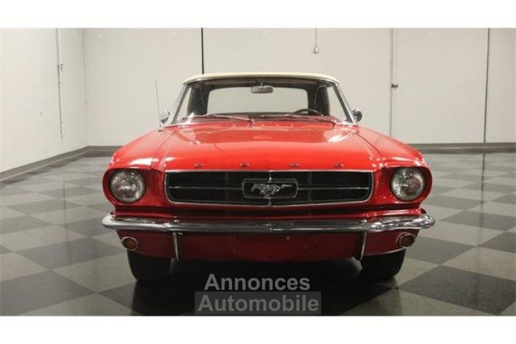 Ford Mustang Convertible CABRIOLET 1965 - <small></small> 48.900 € <small>TTC</small> - #1