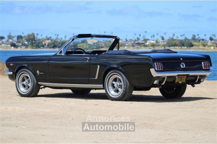 Ford Mustang CONVERTIBLE dossier complet au 0651552080 - <small></small> 49.400 € <small>TTC</small> - #3