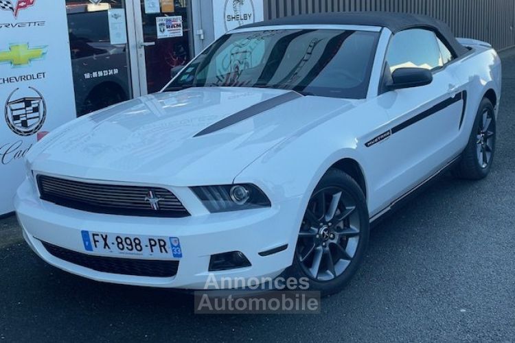 Ford Mustang Convertible V6 3,7L CLUB OFF AMERICA - <small></small> 31.800 € <small>TTC</small> - #1