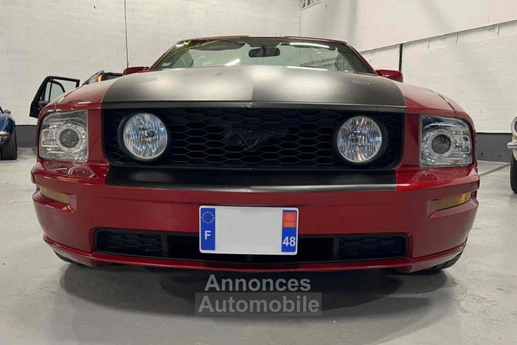 Ford Mustang Convertible V8 BVA CABRIOLET V8 ROUGE BORDEAUX - BVA - CAMERA - ECHAPPEMENT INOX - COLLECTEUR - ARBRES A CAMES - KIT GROS FREINS BREMBO - - <small></small> 29.990 € <small>TTC</small> - #3