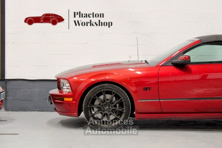 Ford Mustang Convertible V8 BVA CABRIOLET V8 ROUGE BORDEAUX - BVA - CAMERA - ECHAPPEMENT INOX - COLLECTEUR - ARBRES A CAMES - KIT GROS FREINS BREMBO - - <small></small> 29.990 € <small>TTC</small> - #37