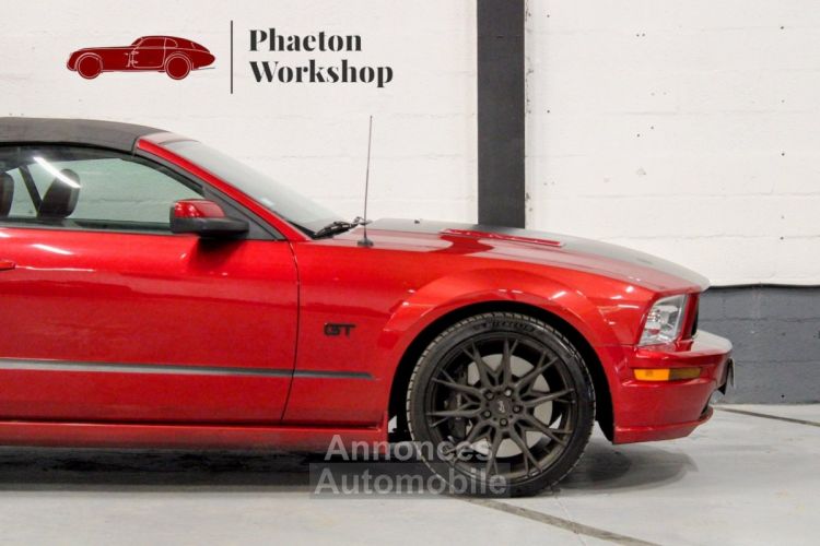 Ford Mustang Convertible V8 BVA CABRIOLET V8 ROUGE BORDEAUX - BVA - CAMERA - ECHAPPEMENT INOX - COLLECTEUR - ARBRES A CAMES - KIT GROS FREINS BREMBO - - <small></small> 29.990 € <small>TTC</small> - #42