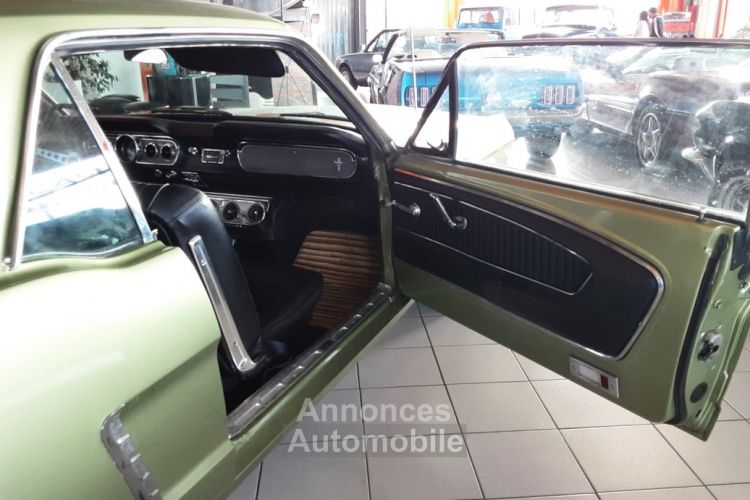 Ford Mustang COUPE 289 CI V8 1965 VERTE - <small></small> 37.500 € <small>TTC</small> - #14