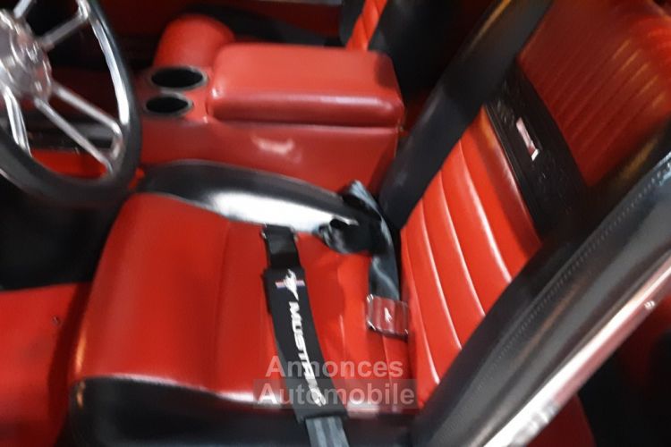 Ford Mustang COUPE 289 CI V8 ROUGE 1966 BOITE AUTO - <small></small> 39.900 € <small>TTC</small> - #29