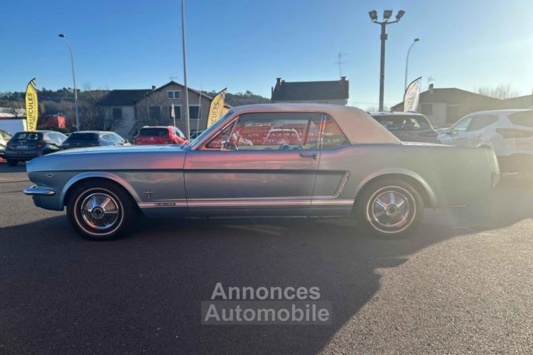 Ford Mustang COUPE BLEUE TOIT VINYLE BLANC 1965 - <small></small> 39.900 € <small>TTC</small> - #26