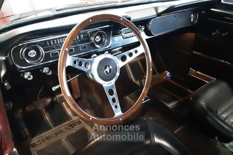 Ford Mustang COUPE CODE A 1965 ROUGE - <small></small> 45.500 € <small>TTC</small> - #18