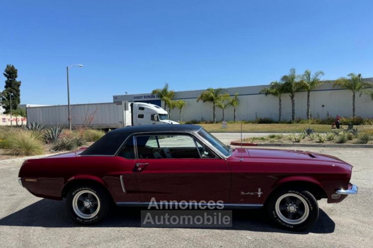 Ford Mustang COUPE TOIT VINYLE NOIR ROUGE 1968 CODE C - <small></small> 38.900 € <small>TTC</small> - #7