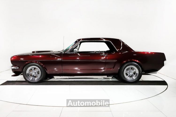 Ford Mustang Coupé V8 restaurée - <small></small> 61.500 € <small>TTC</small> - #4