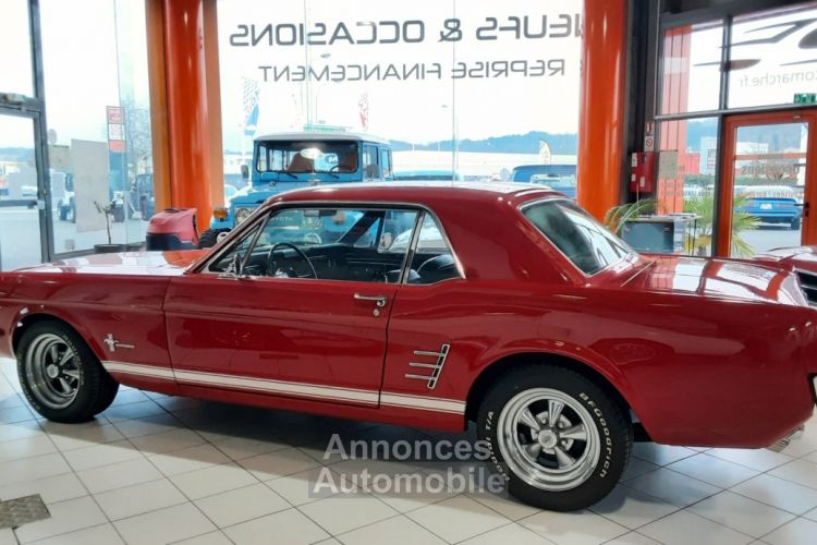 Ford Mustang COUPE V8 ROUGE 1966 - <small></small> 37.500 € <small>TTC</small> - #8