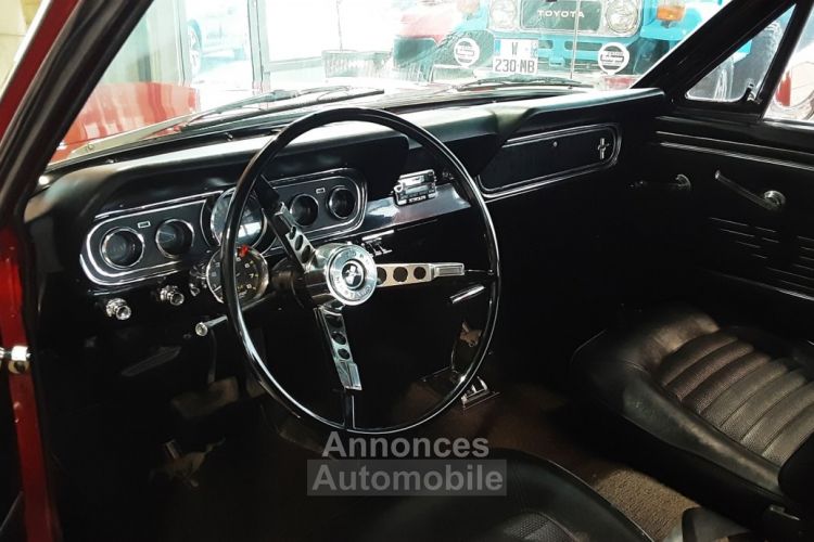 Ford Mustang COUPE V8 ROUGE 1966 - <small></small> 37.500 € <small>TTC</small> - #16