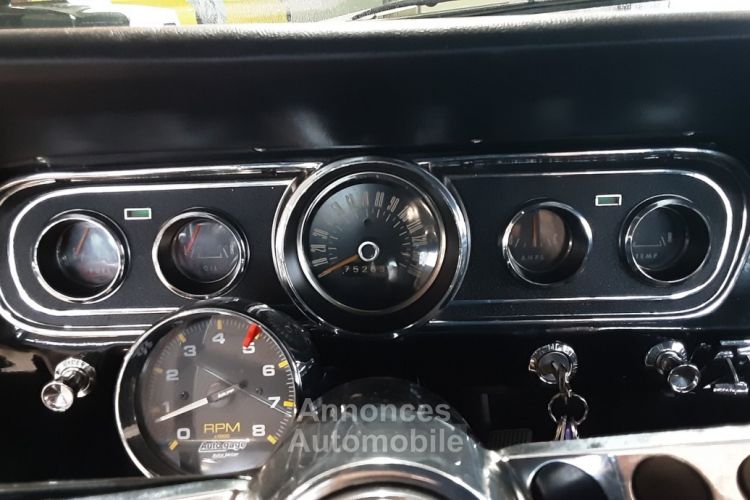 Ford Mustang COUPE V8 ROUGE 1966 - <small></small> 37.500 € <small>TTC</small> - #19