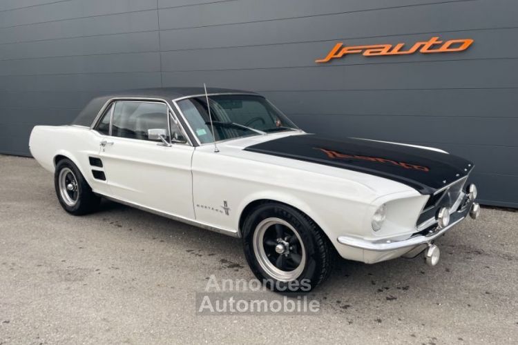 Ford Mustang COUPE V8 TOIT VINYL - <small></small> 43.000 € <small>TTC</small> - #1