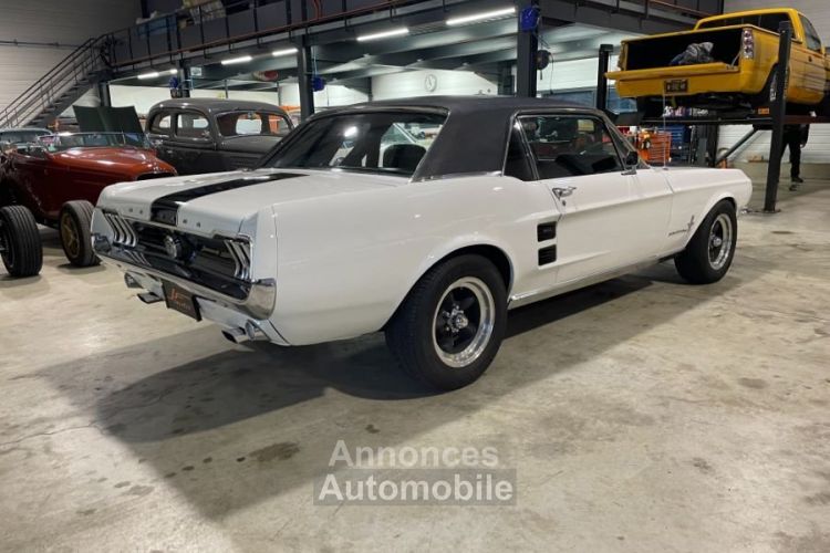 Ford Mustang COUPE V8 TOIT VINYL - <small></small> 43.000 € <small>TTC</small> - #9