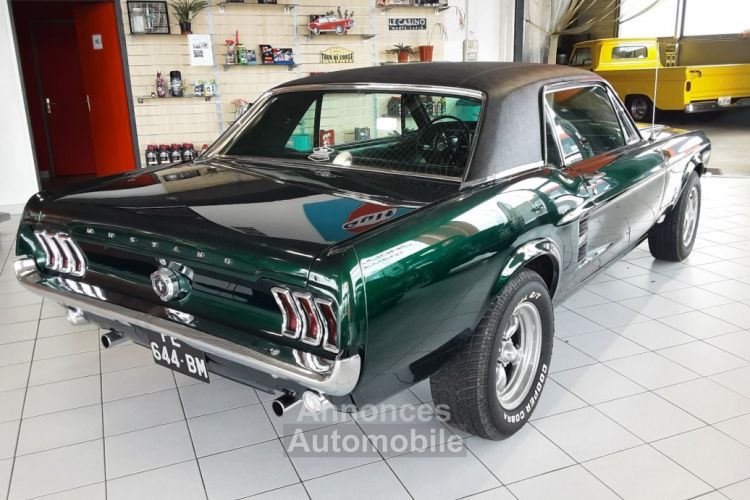 Ford Mustang COUPE VERTE TOIT VINYLE 1967 - <small></small> 39.900 € <small>TTC</small> - #2