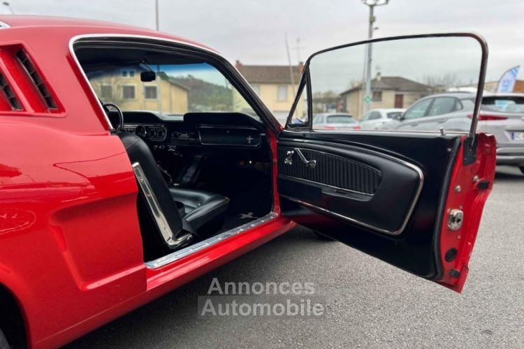 Ford Mustang FASTBACK 289 CI V8 ROUGE 1965 BOITE MECA - <small></small> 64.900 € <small>TTC</small> - #16