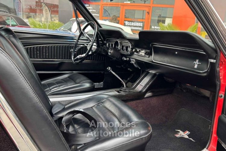 Ford Mustang FASTBACK 289 CI V8 ROUGE 1965 BOITE MECA - <small></small> 64.900 € <small>TTC</small> - #18