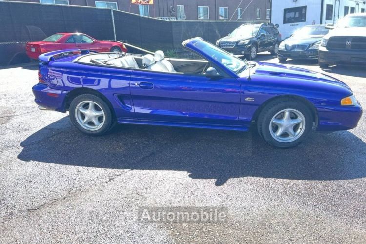 Ford Mustang gt 2dr convertible  - <small></small> 17.000 € <small>TTC</small> - #8