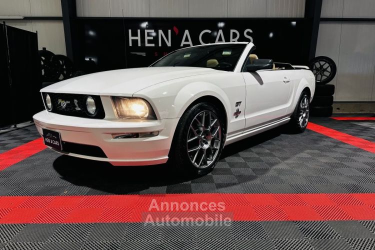 Ford Mustang GT Cabriolet 4.6 V8 300 CV BVA6 - <small></small> 31.990 € <small>TTC</small> - #1