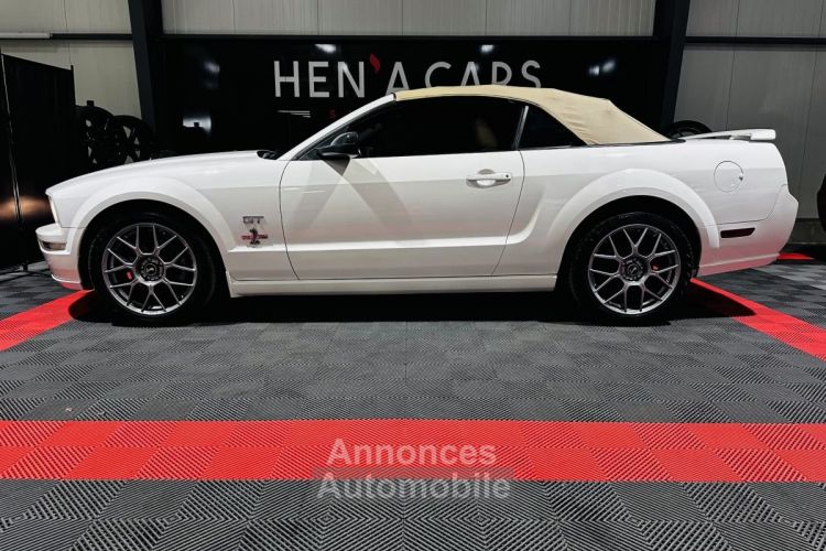 Ford Mustang GT Cabriolet 4.6 V8 300 CV BVA6 - <small></small> 31.990 € <small>TTC</small> - #8