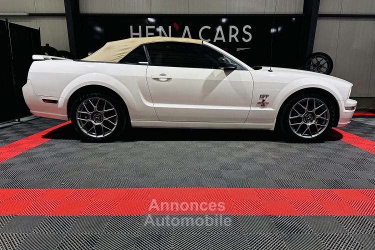 Ford Mustang GT Cabriolet 4.6 V8 300 CV BVA6 - <small></small> 31.990 € <small>TTC</small> - #9