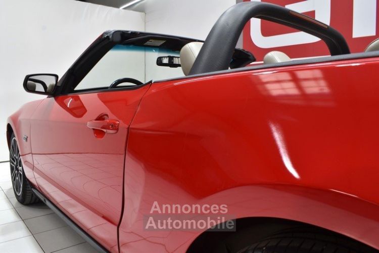 Ford Mustang GT V8 Cabriolet - <small></small> 32.900 € <small>TTC</small> - #15