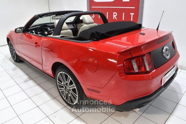 Ford Mustang GT V8 Cabriolet - <small></small> 32.900 € <small>TTC</small> - #16