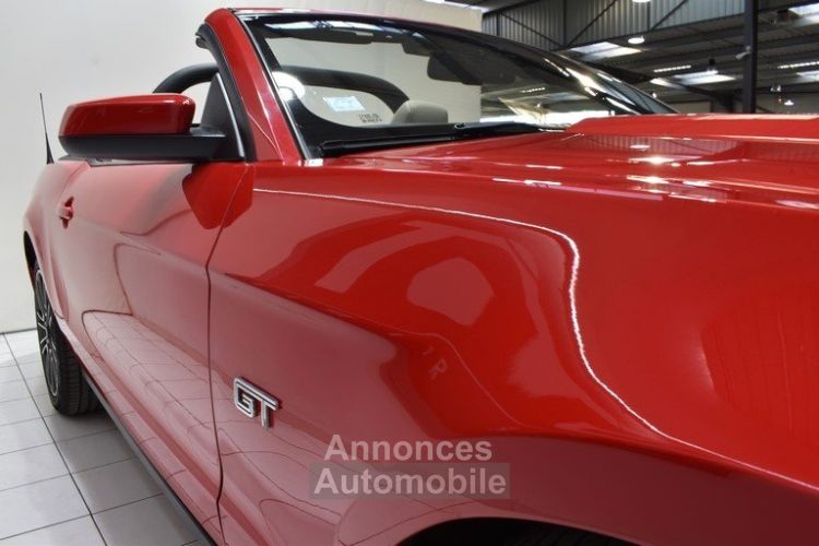 Ford Mustang GT V8 Cabriolet - <small></small> 32.900 € <small>TTC</small> - #22