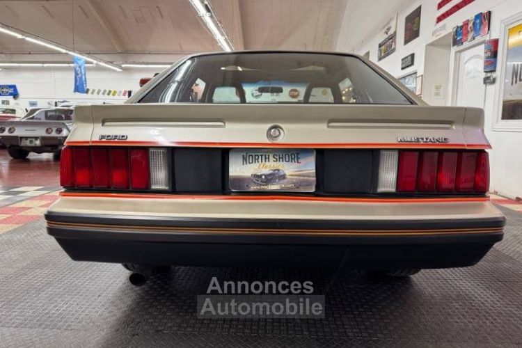 Ford Mustang pace car  - <small></small> 37.000 € <small>TTC</small> - #5