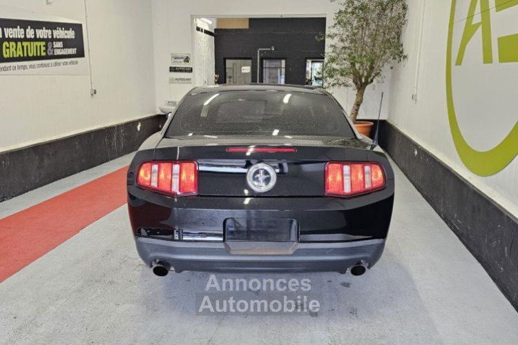 Ford Mustang USA 3.7 V6 305 BLACK UE MALUS PAYE - <small></small> 26.490 € <small>TTC</small> - #4