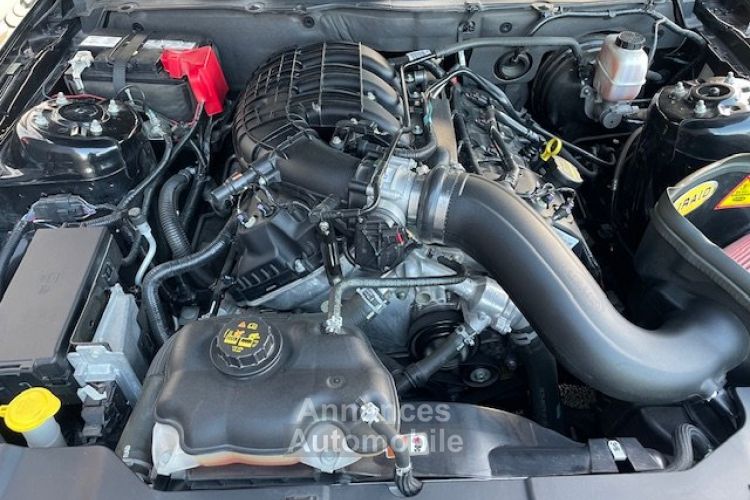 Ford Mustang V6 3,7L PREMIUM - 17900 KM BV6 - <small></small> 32.000 € <small>TTC</small> - #17