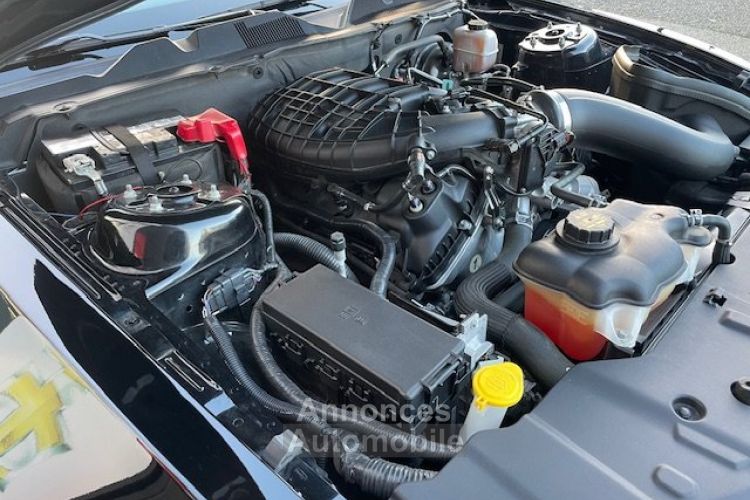 Ford Mustang V6 3,7L PREMIUM - 17900 KM BV6 - <small></small> 32.000 € <small>TTC</small> - #19