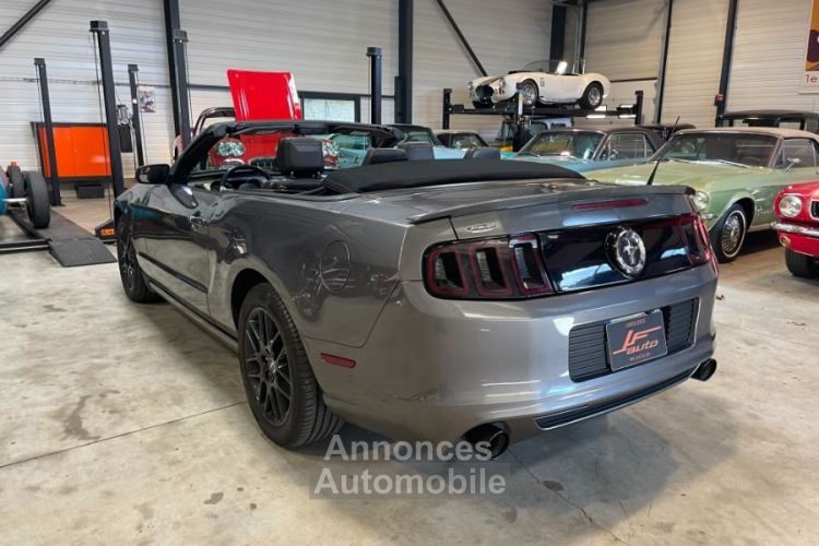 Ford Mustang V6 CABRIOLET 3.7 V6 CABRIOLET - <small></small> 26.700 € <small>TTC</small> - #20