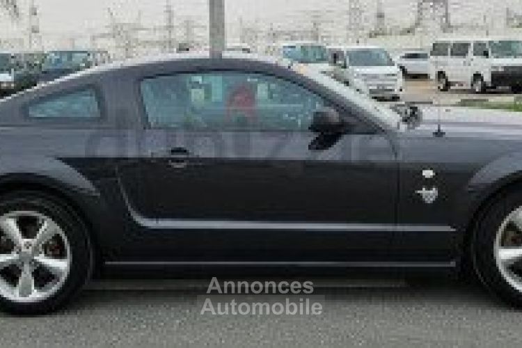 Ford Mustang V8 45TH ANNIVERSARY PANORAMIC - <small></small> 32.900 € <small>TTC</small> - #3